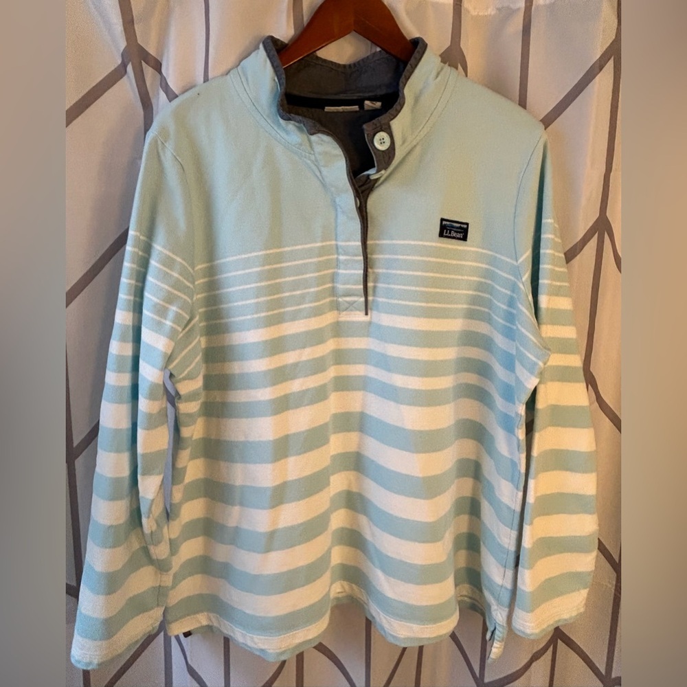 L.L. Bean Women's Light Blue and White Striped Sweatshirt